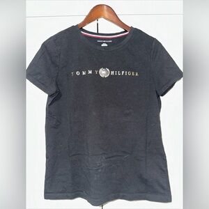 Tommy Hilfiger Lightweight Logo T Shirt S
